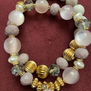 Elegant Gold and Cream Beaded Bracelet